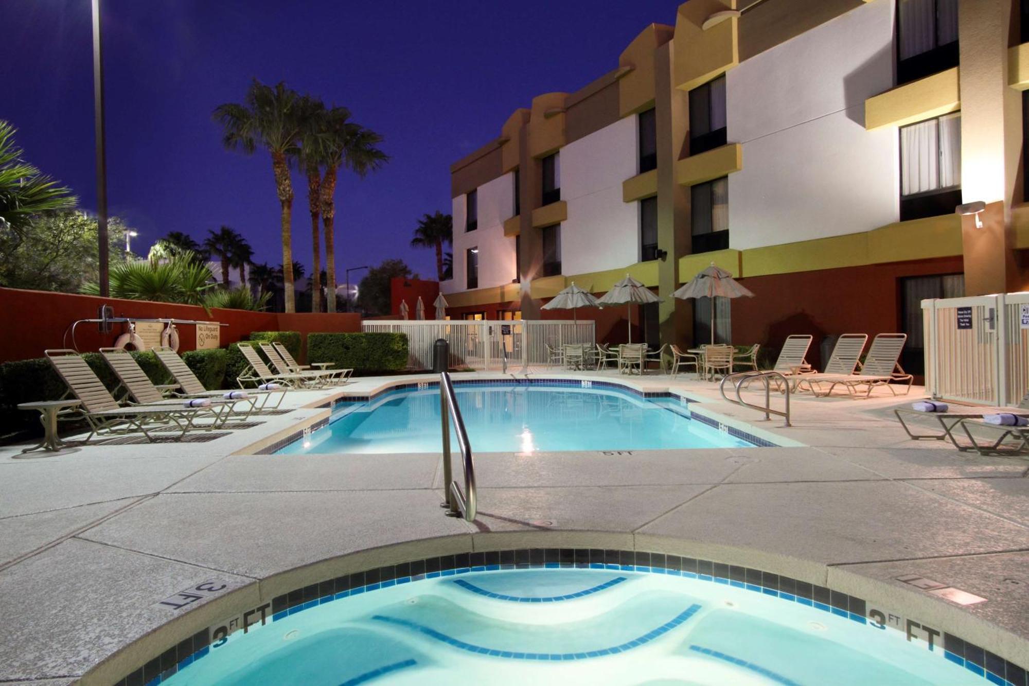 Hampton Inn Las Vegas/Summerlin Exterior photo